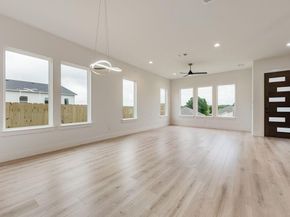 6038  Plum Dale Road , Dallas Texas 75241