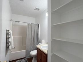 3009  Mira Vista Court , Dallas Texas 75236