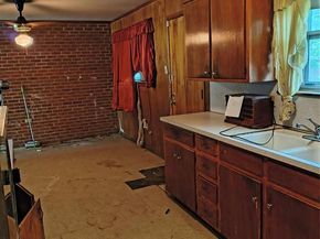 600  Thompson Drive , Saginaw Texas 76179
