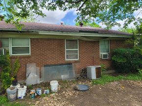600  Thompson Drive , Saginaw Texas 76179