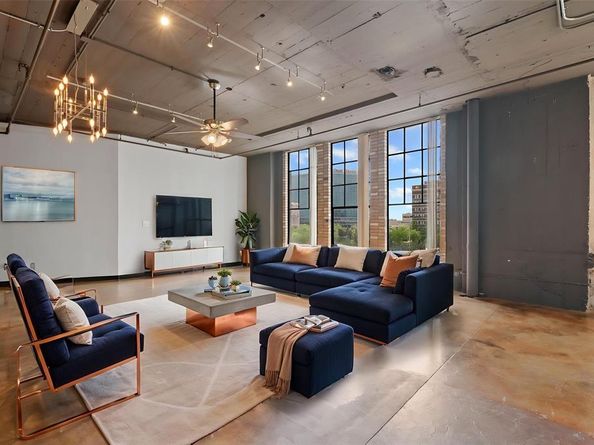 1122  Jackson Street  313, Dallas Texas 75202