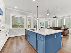 452  Jones Street , Grapevine Texas 76051