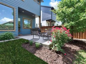 452  Jones Street , Grapevine Texas 76051
