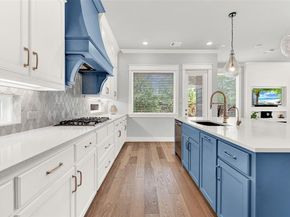 452  Jones Street , Grapevine Texas 76051