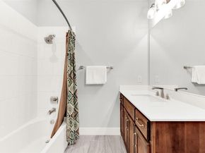 452  Jones Street , Grapevine Texas 76051