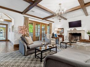 4327  Irving Avenue , Dallas Texas 75219