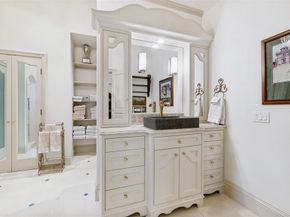 4327  Irving Avenue , Dallas Texas 75219
