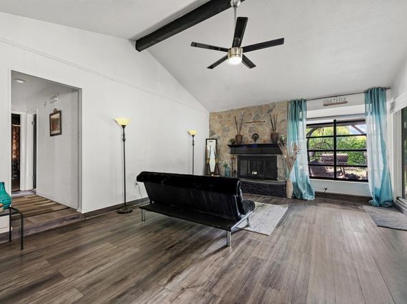 708  Del Mar Lane , Arlington Texas 76012
