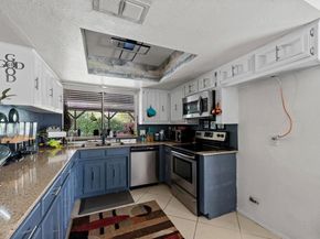 708  Del Mar Lane , Arlington Texas 76012