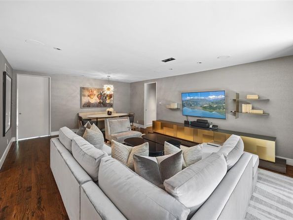 6027  Mimosa Lane , Dallas Texas 75230