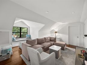 6027  Mimosa Lane , Dallas Texas 75230