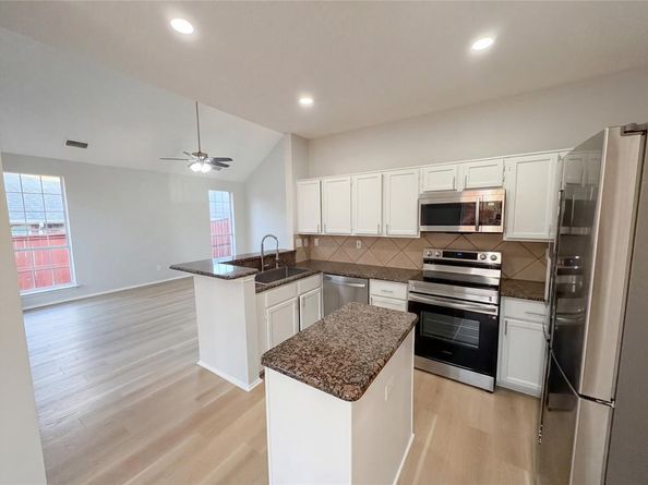 2200  Ellis Drive , Flower Mound Texas 75028