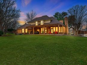 2410  Lone Oak Trail , Garland Texas 75044
