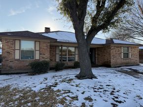 4805 S Country Club Road , Garland Texas 75043