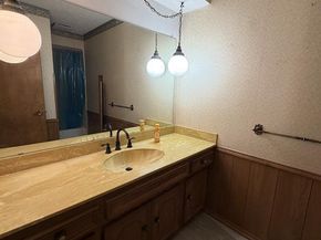 4805 S Country Club Road , Garland Texas 75043