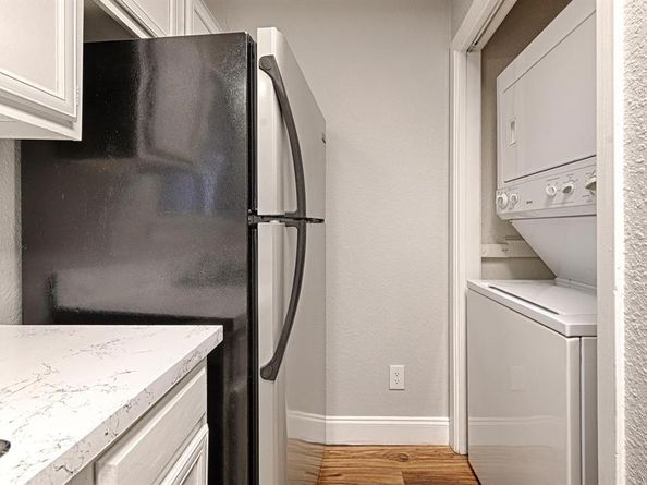 5550  Spring Valley Road  31, Dallas Texas 75254