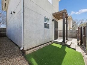 1802 N Prairie Avenue , Dallas Texas 75204