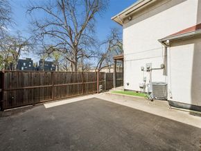 1802 N Prairie Avenue , Dallas Texas 75204