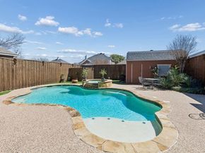 2710  Winterberry Drive , Rowlett Texas 75089