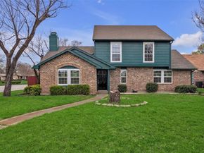 8905  La Prada Drive , Dallas Texas 75228
