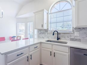 6702  Valley Branch Drive , Arlington Texas 76001