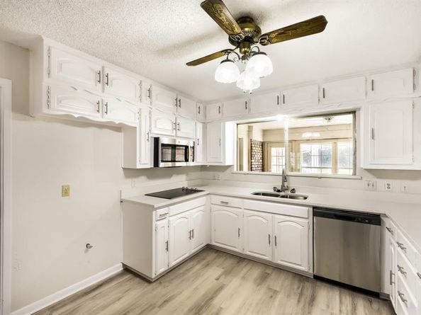 3712  Greenbriar Court , Colleyville Texas 76034
