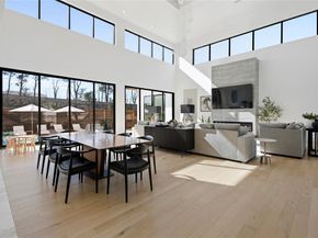 11907  Quincy Lane , Dallas Texas 75230