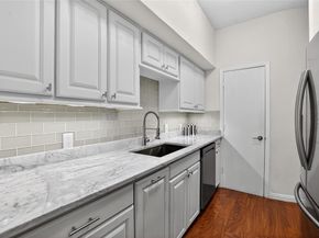 3618  Reagan Street , Dallas Texas 75219