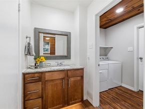 513  Ogden Avenue , Cockrell Hill Texas 75211