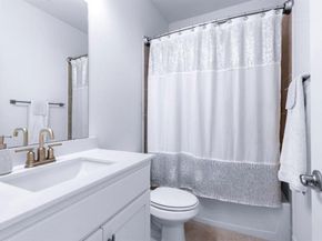 8128  Ardmore Court , Dallas Texas 75231