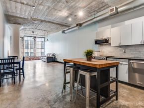 1122  Jackson Street  917, Dallas Texas 75202