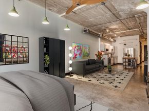1122  Jackson Street  917, Dallas Texas 75202