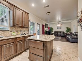 5715  Creekhollow Drive , Arlington Texas 76018