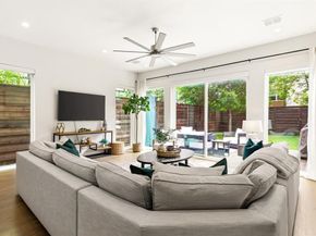 4410  Munger Avenue , Dallas Texas 75204