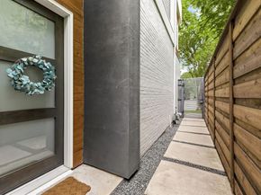 4410  Munger Avenue , Dallas Texas 75204