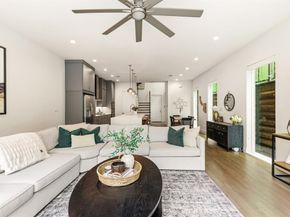 4410  Munger Avenue , Dallas Texas 75204