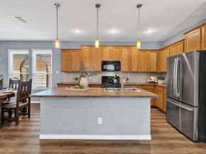1621  Jasmine Trail , Savannah Texas 76227