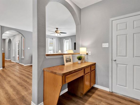 1621  Jasmine Trail , Savannah Texas 76227