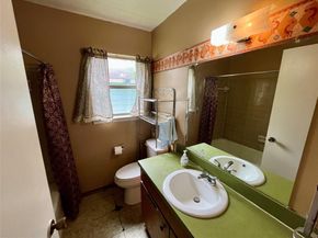 858  Lexington Drive , Lancaster Texas 75134