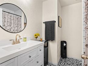 6808  Woodway Drive , Fort Worth Texas 76133