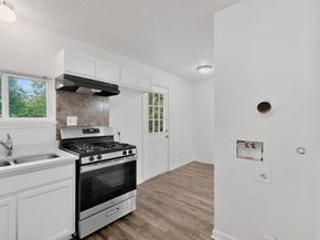 3018  51st Street , Dallas Texas 75216