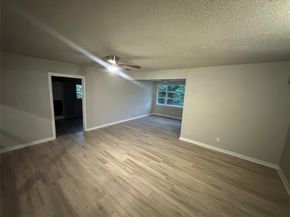 2908  Binyon Street , Fort Worth Texas 76133