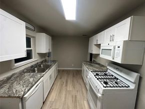 2908  Binyon Street , Fort Worth Texas 76133