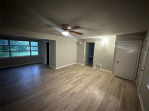 2908  Binyon Street , Fort Worth Texas 76133