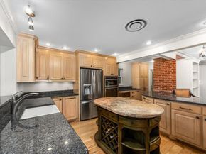 1929  Berkeley Place , Fort Worth Texas 76110