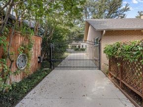 1929  Berkeley Place , Fort Worth Texas 76110