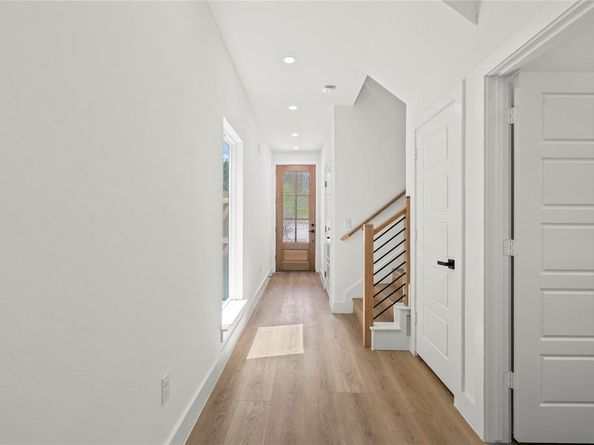 2620  Peabody Avenue , Dallas Texas 75215