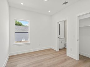 2620  Peabody Avenue , Dallas Texas 75215