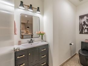 1505  Elm Street  404, Dallas Texas 75201