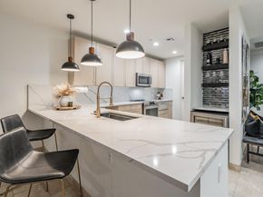 1505  Elm Street  404, Dallas Texas 75201